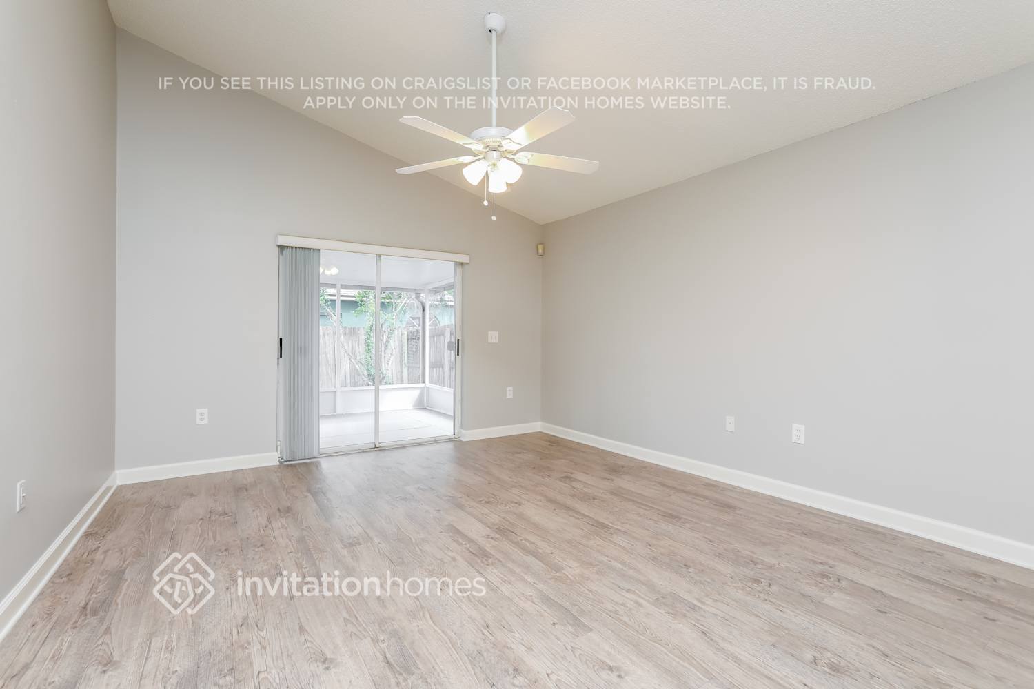 Building Photo - 809 Delfino Pl