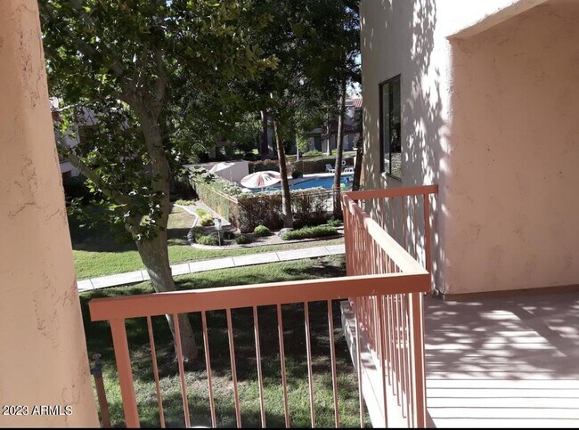 Building Photo - 9340 N 92nd St