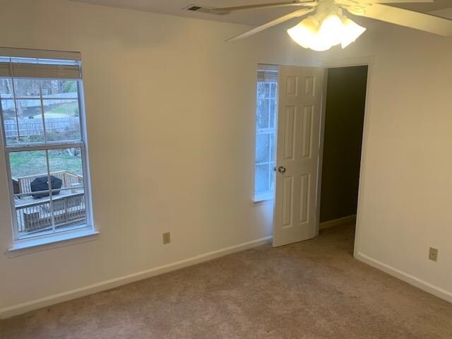 Building Photo - 222 Walnut Trace Dr