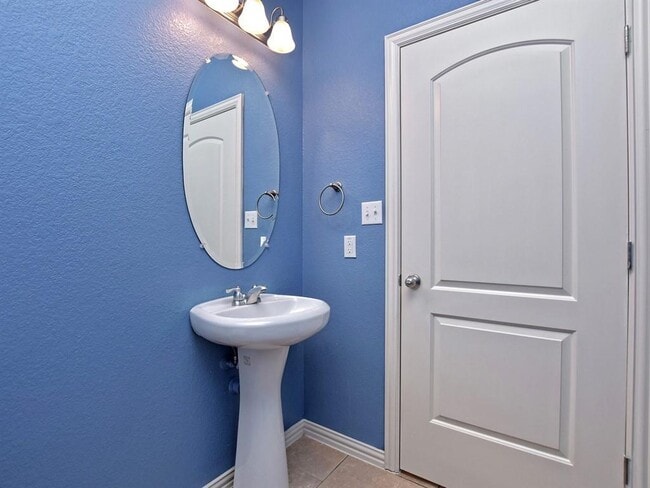 Building Photo - 12522 Enchanted Forest Dr