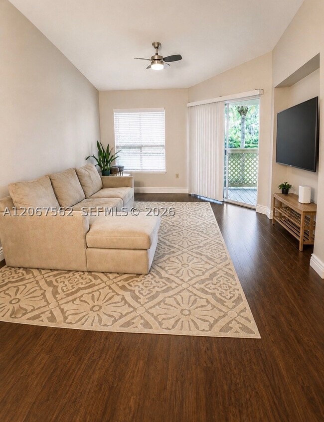 Building Photo - 4847 Palm Hill Dr