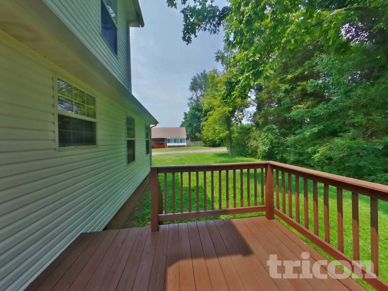Building Photo - 1226 Bolton Dr