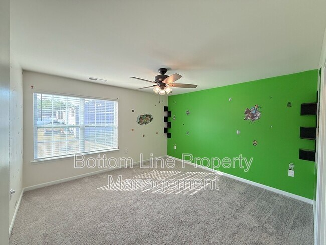 Building Photo - 347 Carolina Hemlock Dr