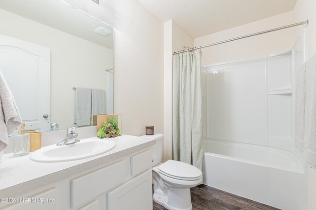 Building Photo - 3474 Cliffside Way