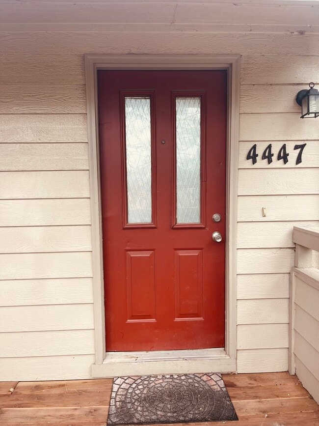 Building Photo - 1 Bedroom Condo in gated Hunting Meadows