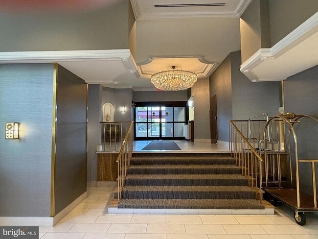Building Photo - 5500 Friendship Blvd