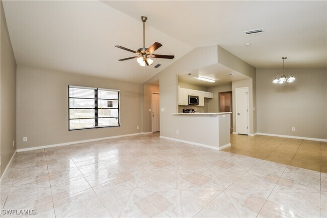 Building Photo - 8360 Coral Dr