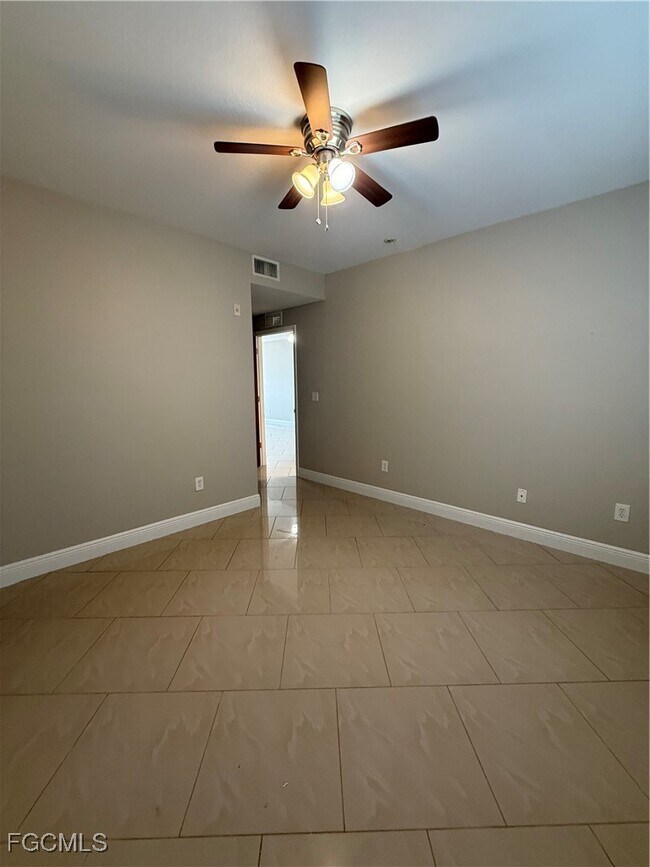 Building Photo - 8555 Bernwood Cove Loop