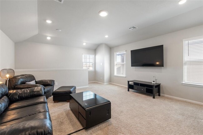 Building Photo - 633 Golden Grove Pkwy