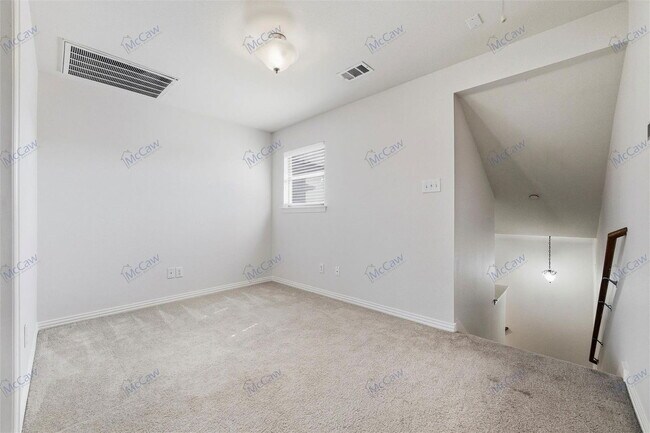 Building Photo - 575 S Virginia Hills Dr