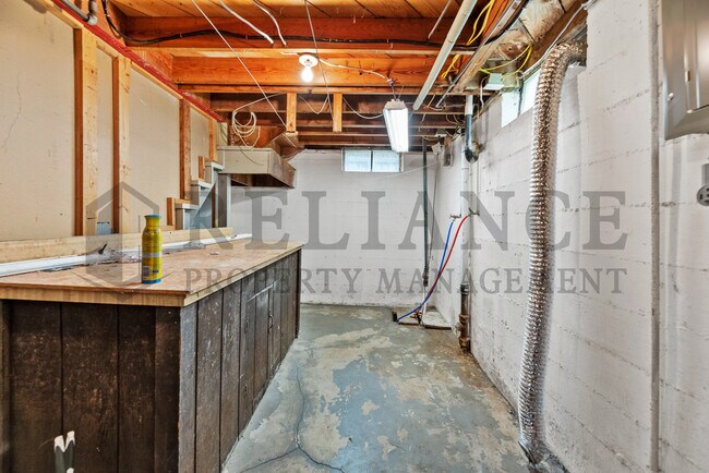 Building Photo - 1144 Prairie Park Rd