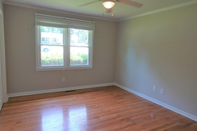 Building Photo - 115 Konnarock Cir