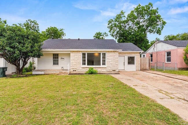 Primary Photo - 1814 S 5th St