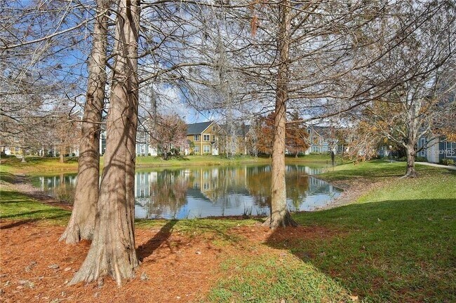Building Photo - 5570 Rosehill Rd