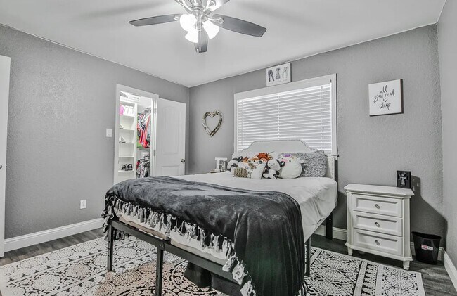 Building Photo - So many Amenities!