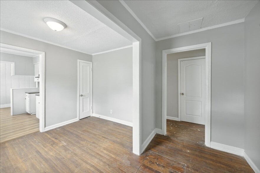 Building Photo - 2724 Steele St