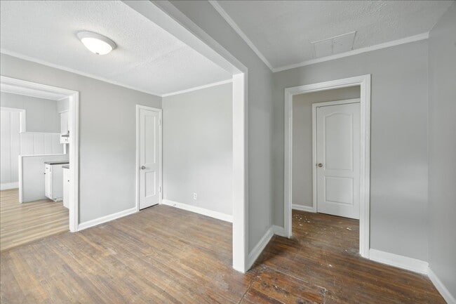 Building Photo - 2724 Steele St