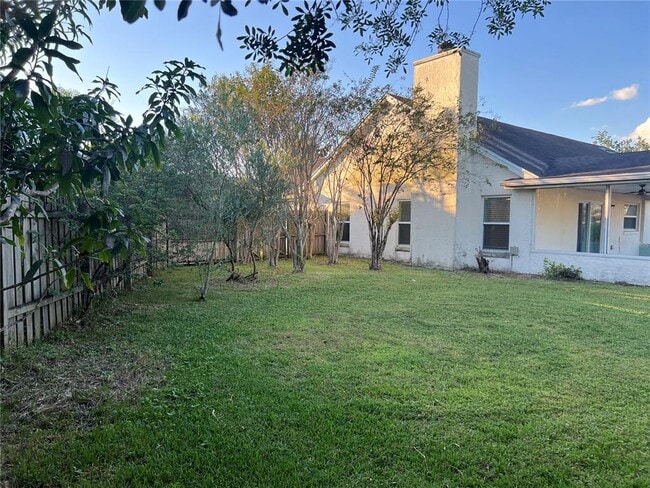 Building Photo - 12641 Newfield Dr