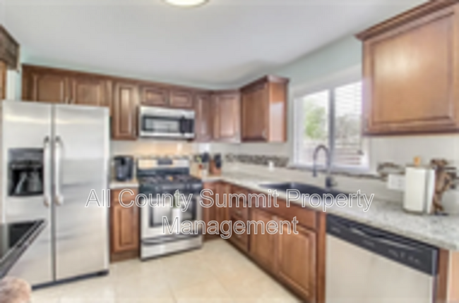 Building Photo - 425 S Harlan St