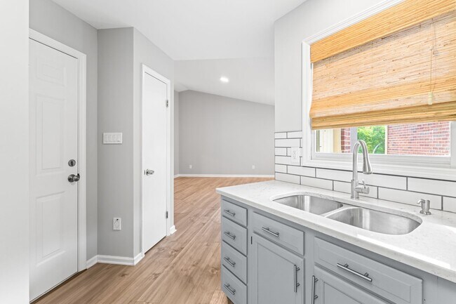 Building Photo - Fully Updated - Beautiful 3BR/2BA single-level home with a finished walk-out basement!