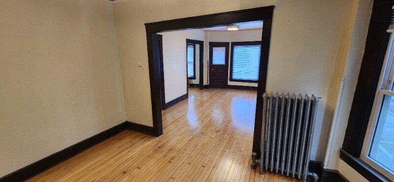Primary Photo - 2419 N Cramer St