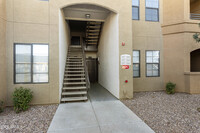 Building Photo - 5302 E Van Buren St