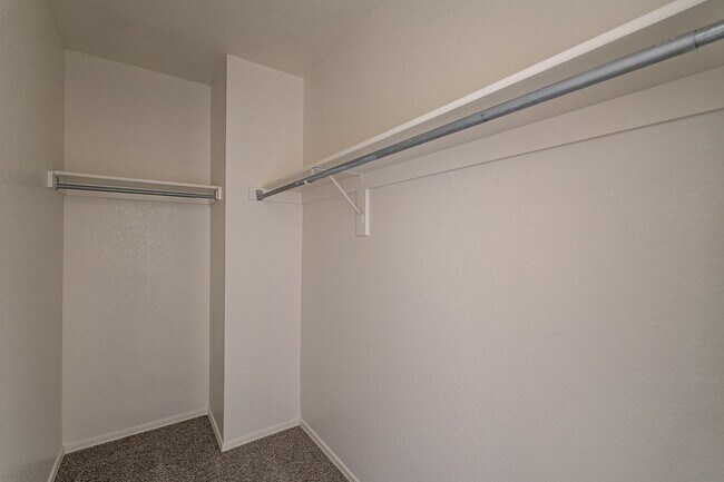 Building Photo - Home in Chandler for rent