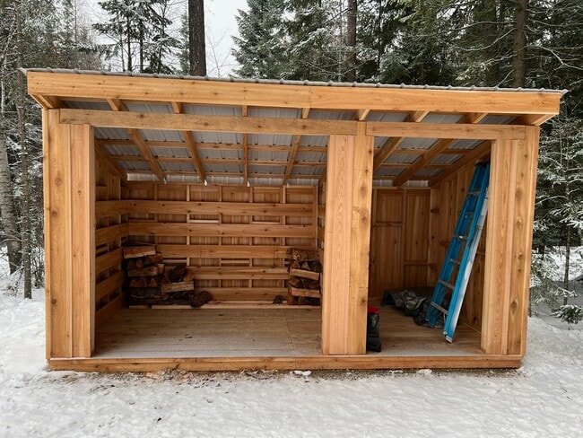 Building Photo - 301 Sandy Ridge Rd