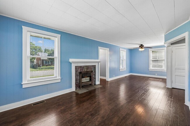 Building Photo - 226 Cumberland Dr