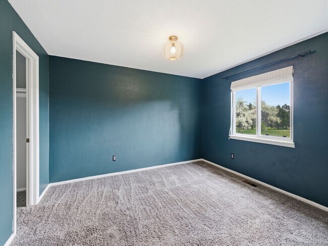 Building Photo - 3106 Sharps St
