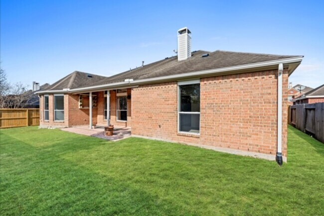 Building Photo - 7103 Hot Creek Trc