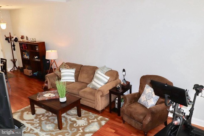 Building Photo - 1 Academy Circle