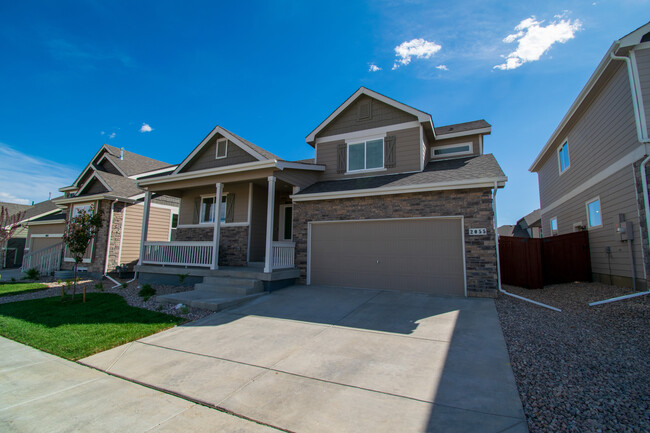 Building Photo - 2055 Moon Rise Dr