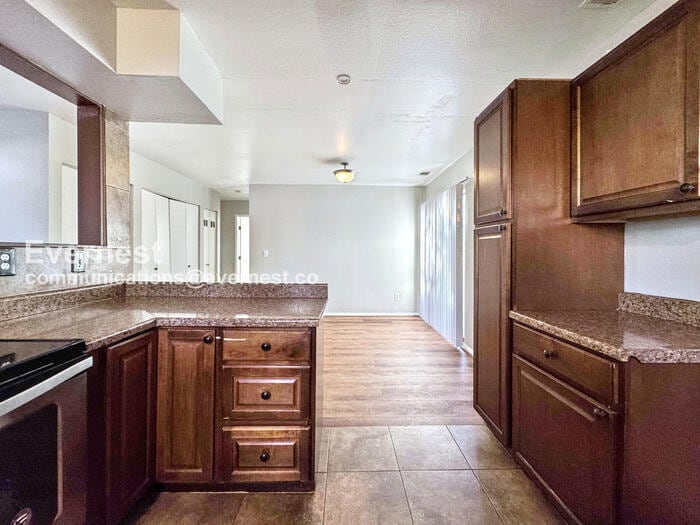 Building Photo - 16365 E Rice Pl