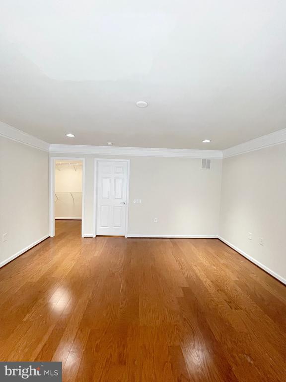 Building Photo - 2934 Finsbury Pl