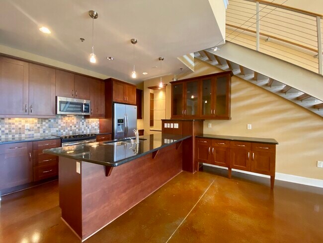 Building Photo - 2608 Erwin Rd