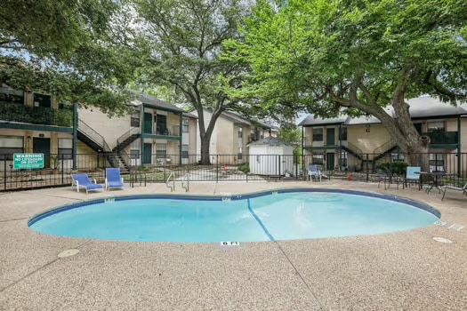 Building Photo - 1624 Aquarena Springs Dr