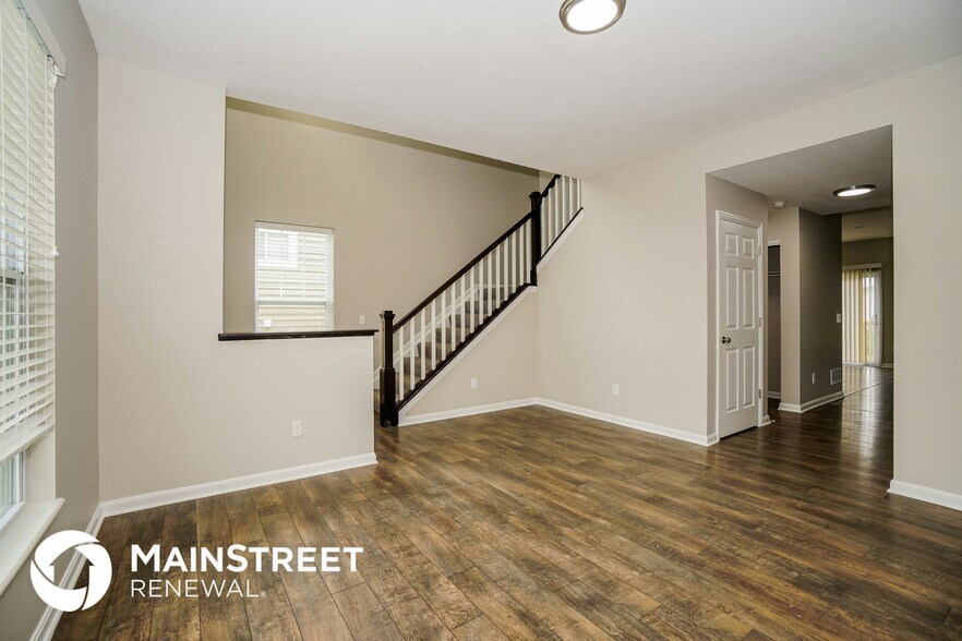 Building Photo - 205 Asbury Ct