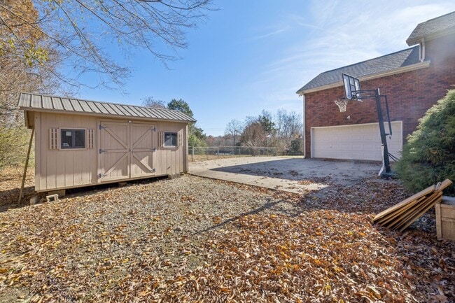 Building Photo - 1187 Marvel Road