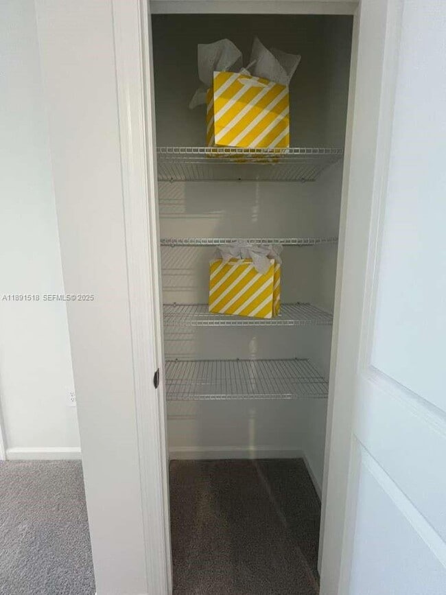 Building Photo - 5984 Zen Wy