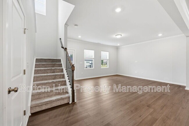 Building Photo - 517 Hanover Shr Ln
