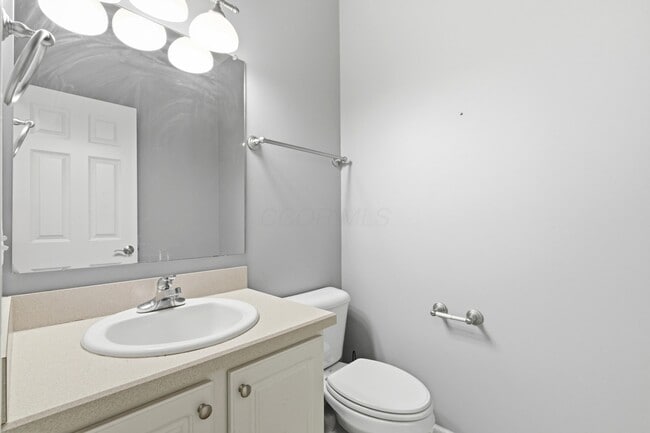 Building Photo - 986 Shaula Dr