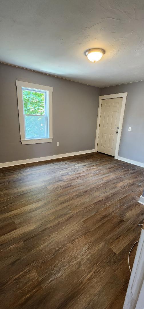 Building Photo - 161 4th St