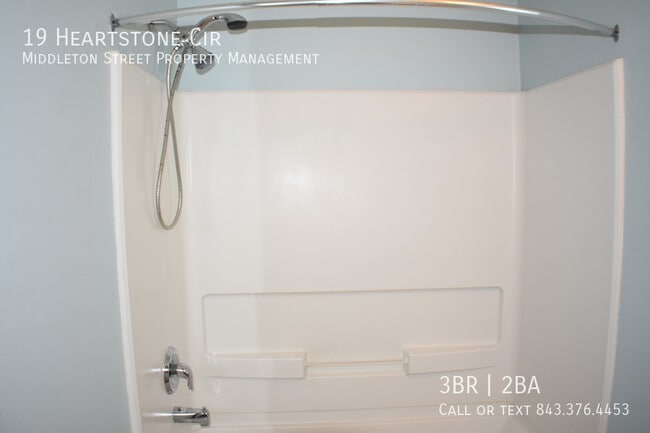 Building Photo - 19 Heartstone Cir