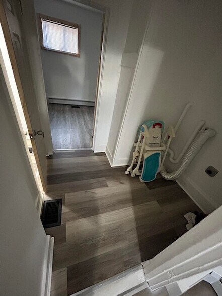 Building Photo - 97 Grant St