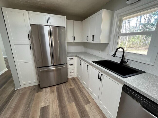 Building Photo - 2392 Shire Ct