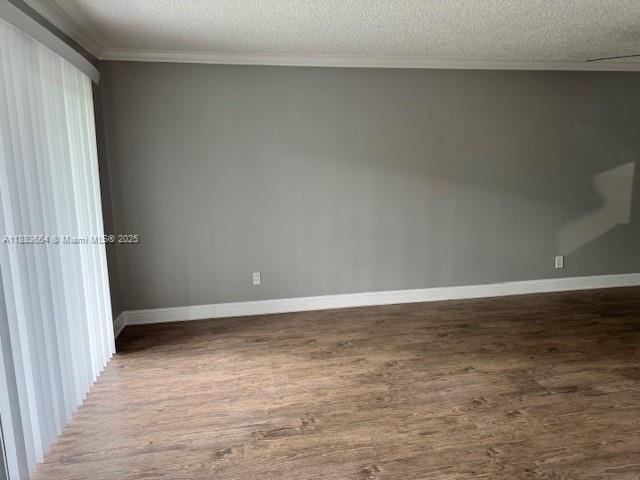 Building Photo - 1400 NE 53rd Ct
