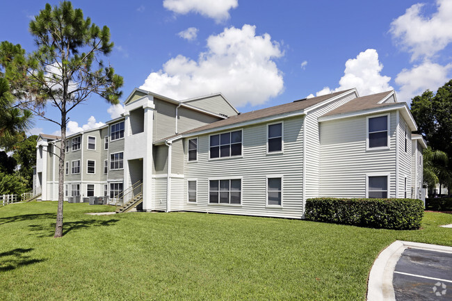 Building Photo - Crossings at Cape Coral