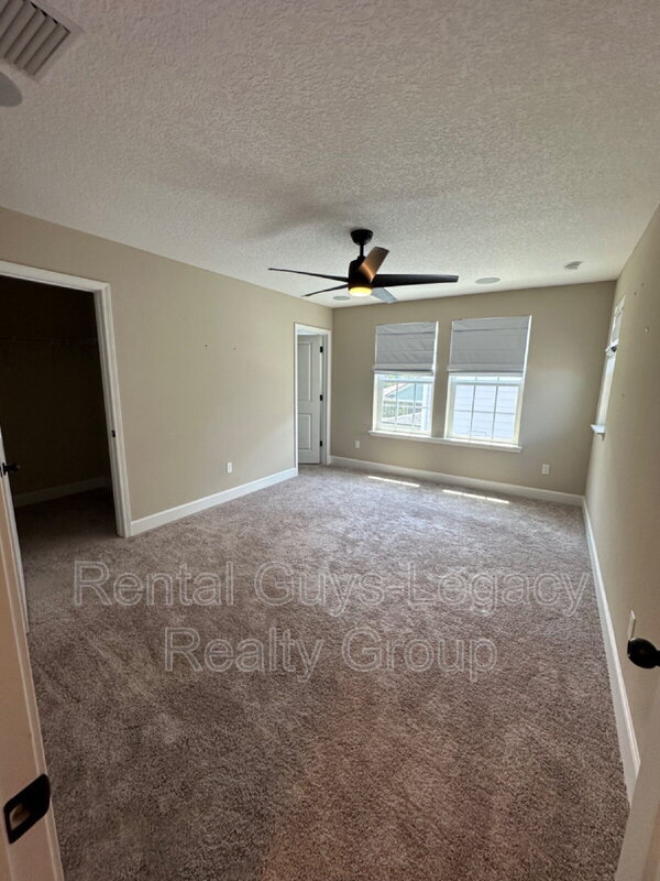 Building Photo - 813 Crosswater Lake Dr