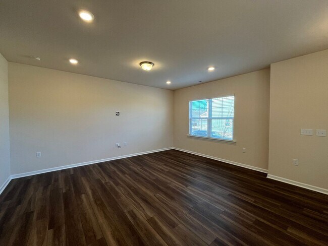 Building Photo - 5718 Preveza Pl